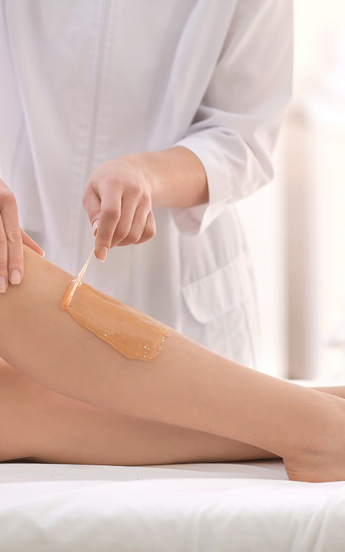 Waxing-legs-salon